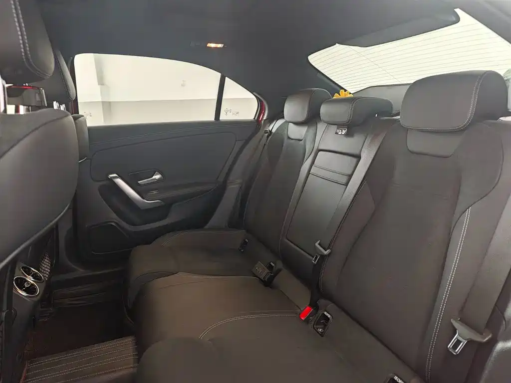 Mercedes-Benz A-Class 2022 A 200 L Sport Sedan Style фото 16