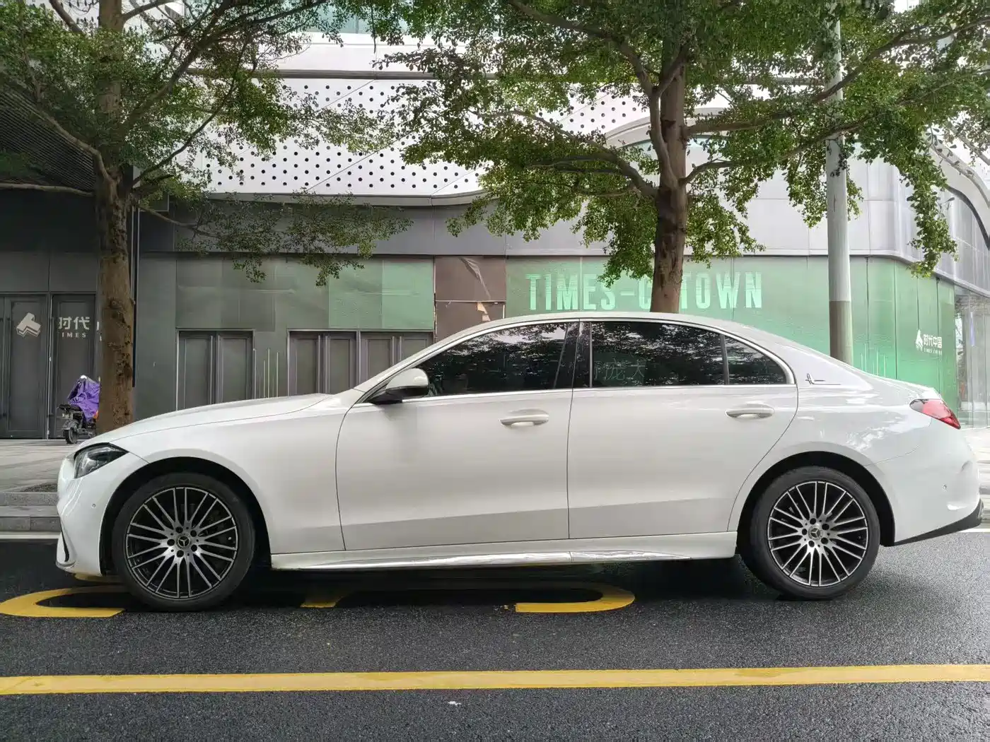 Mercedes-Benz C-Class 2022 C 260 L Night Sport Edition фото 12