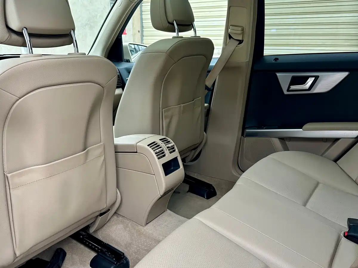 Mercedes-Benz GLK-Class 2012 Model GLK 300 4MATIC Fashion фото 13
