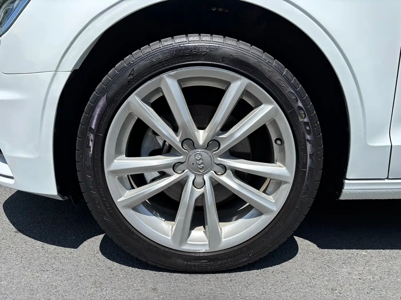 Audi A3 2015 Limousine 35 TFSI Millionth Anniversary Comfort Enjoyment Type фото 6