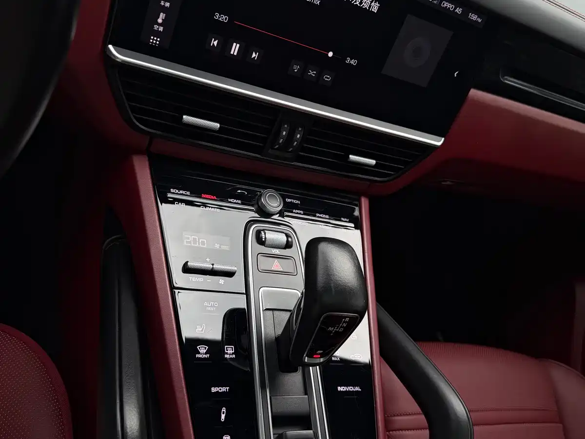 Porsche Cayenne 2019 Cayenne 3.0T фото 15