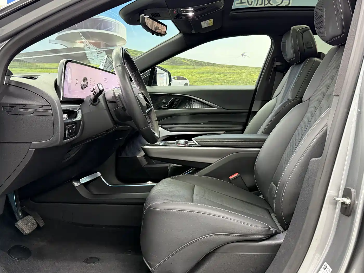 Cadillac IQ Rui Ge 2022 RWD Long Range Luxury Edition фото 4
