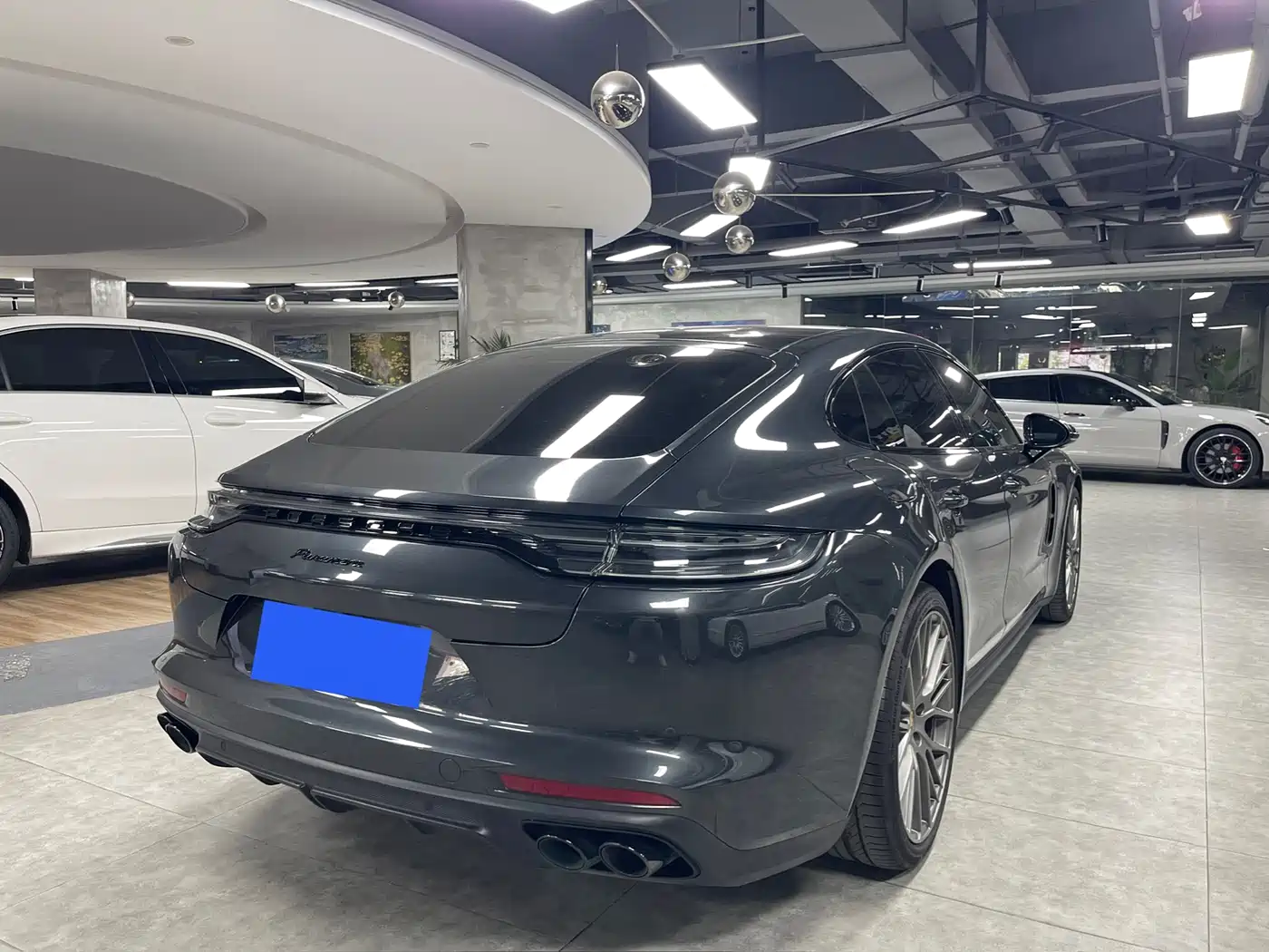 Porsche Panamera 2023 Panamera 2.9T Platinum Edition фото 5