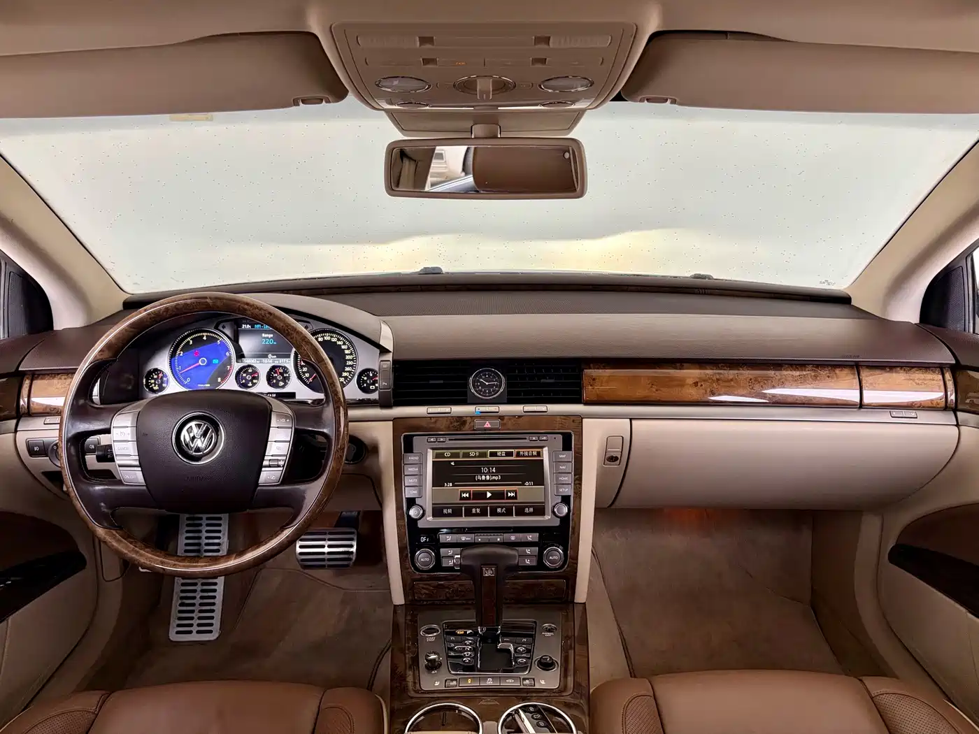 Volkswagen Phaeton 2012 2012 4.2L Luxury Custom