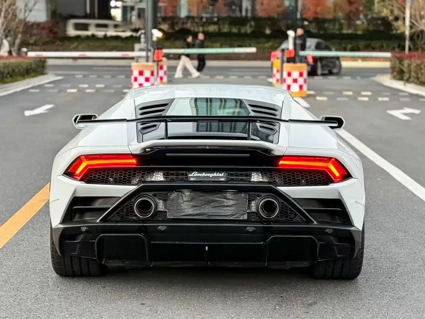 Lamborghini Huracán 2020 Huracán EVO RWD фото 5