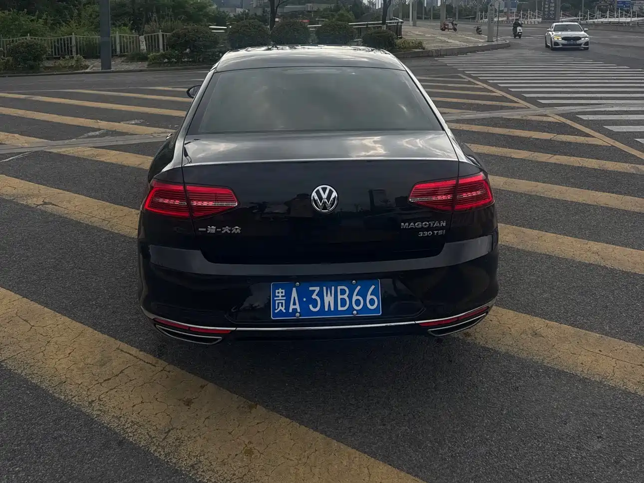 Volkswagen Magotan 2018 Facelift 330TSI DSG Luxury фото 4