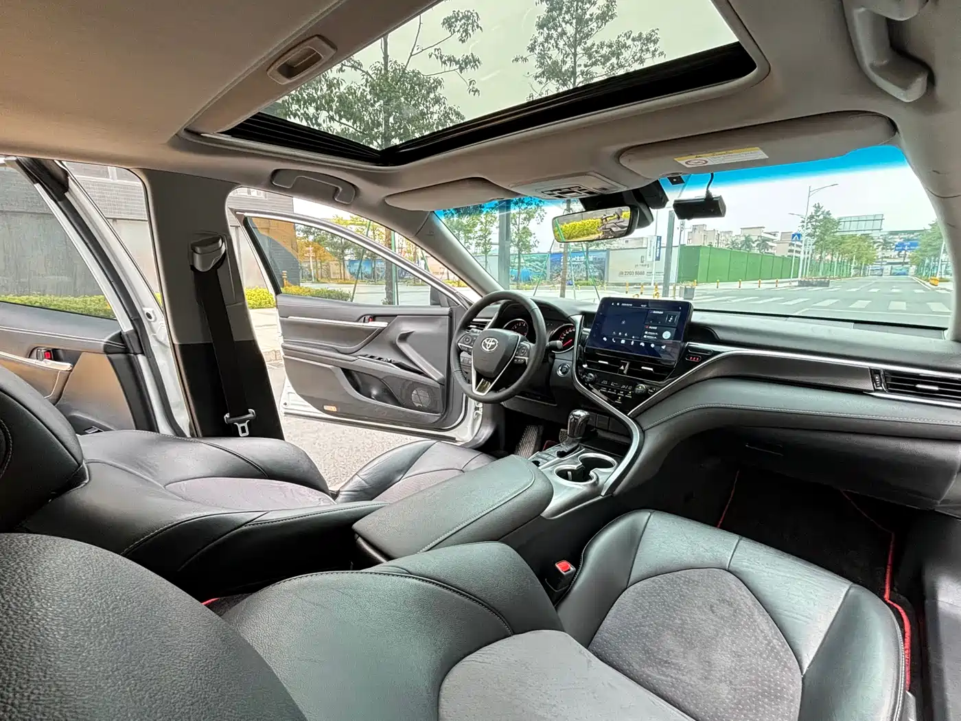 Toyota Camry 2021 2.0S Sporty Edition фото 14