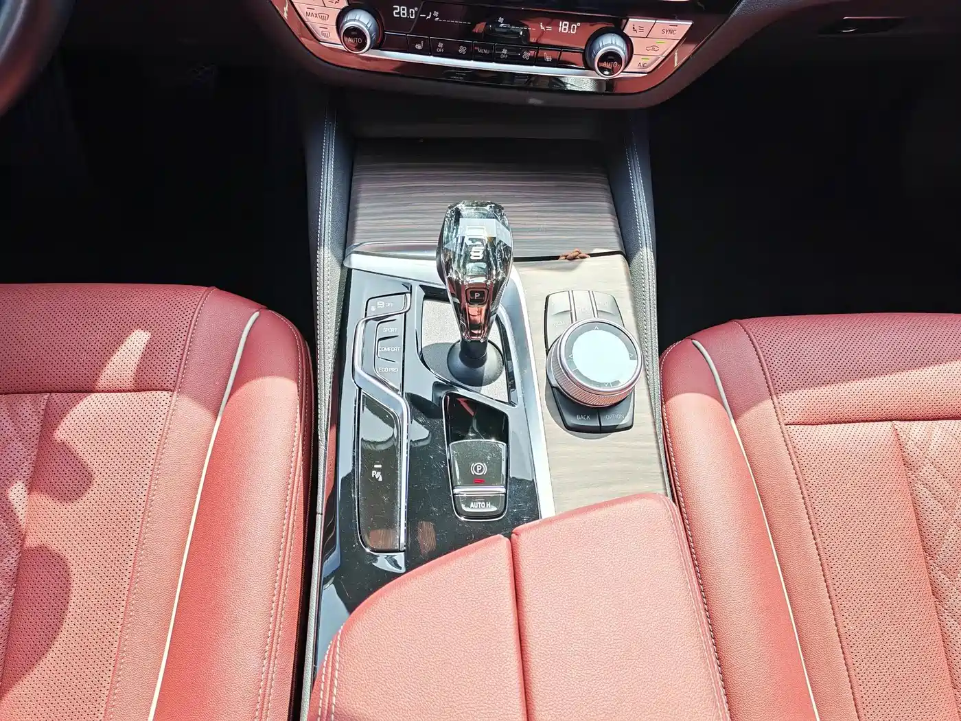 BMW 5 Series 2022 530Li Leading M Sport Package фото 16