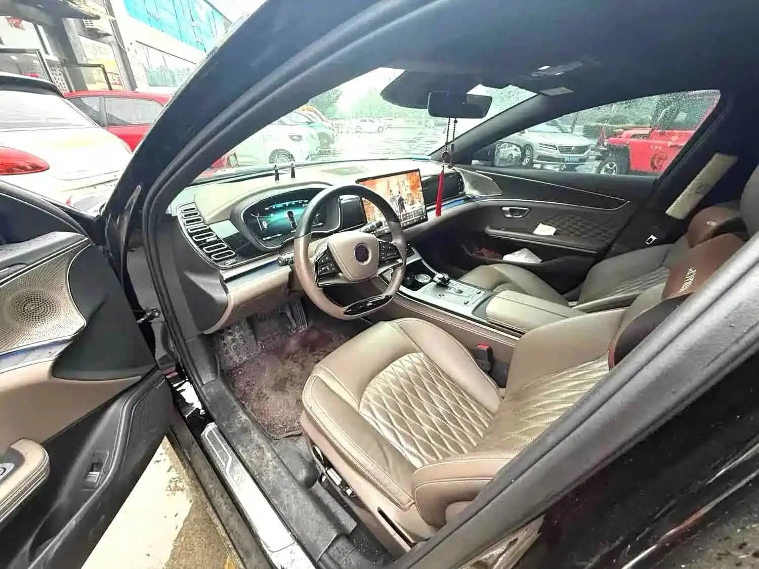Photo 4 - BYD Han