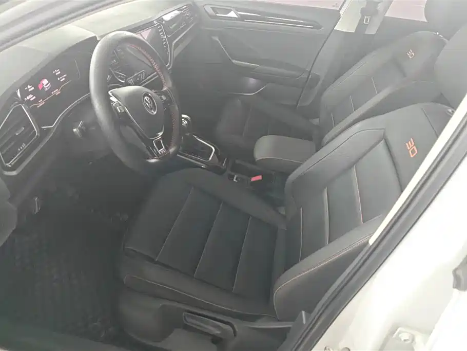 Volkswagen T-ROC 2021 280TSI DSG 2WD Comfort Connected фото 9