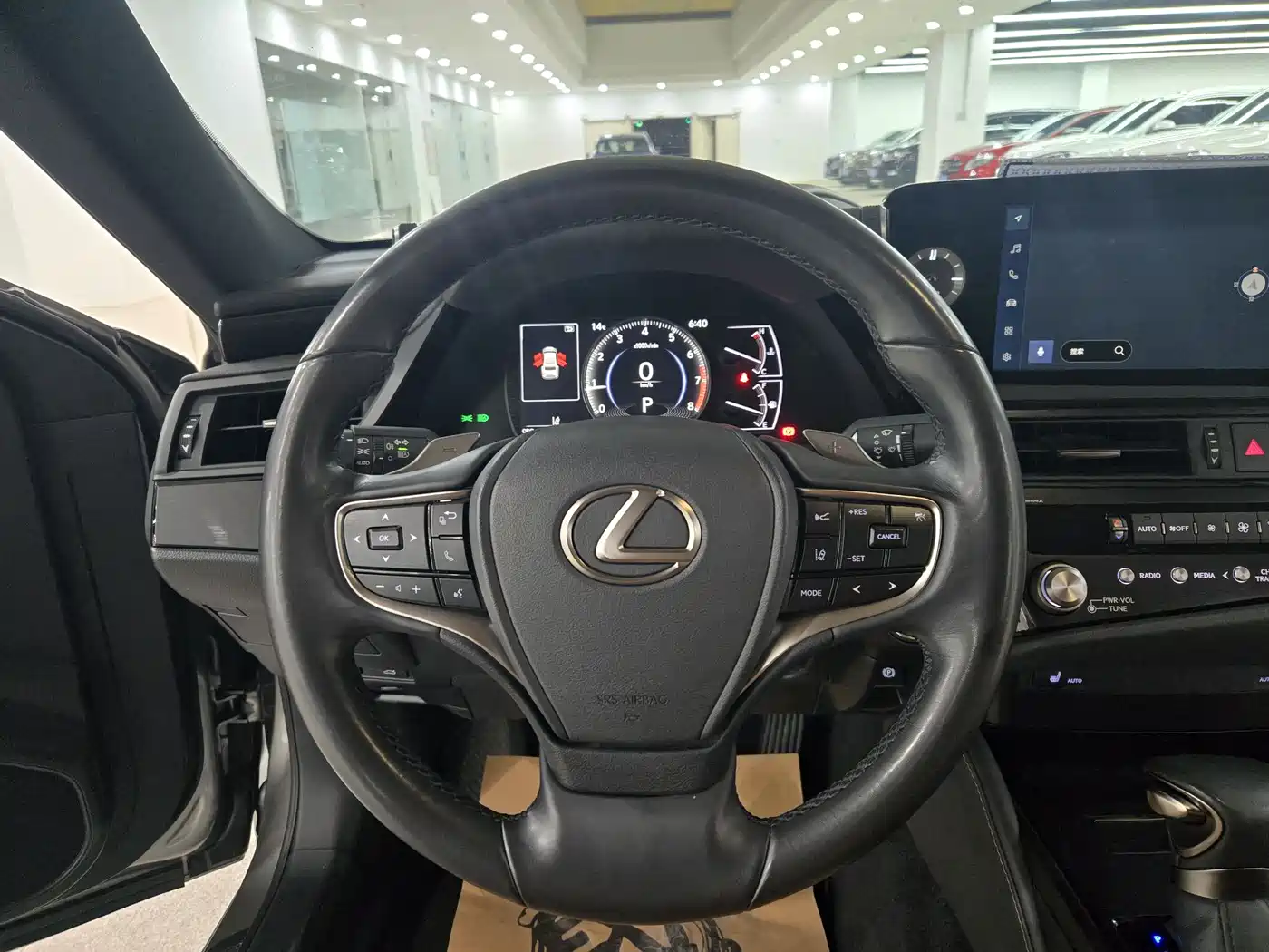 Lexus ES 2024 200 Premium Edition фото 6