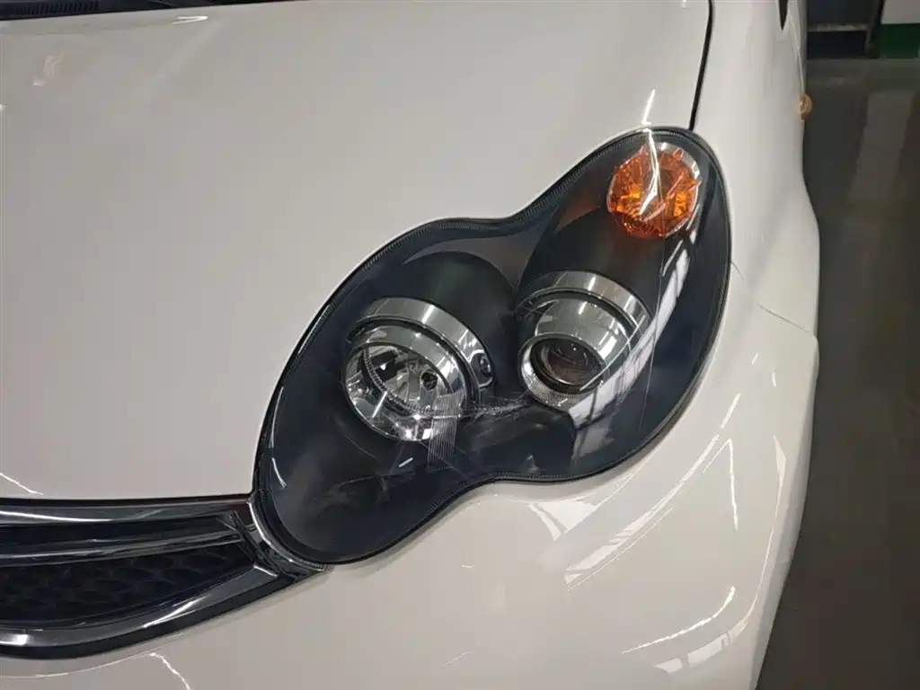 BYD F0 2015 1.0L AMT Xuan Cool Edition фото 24