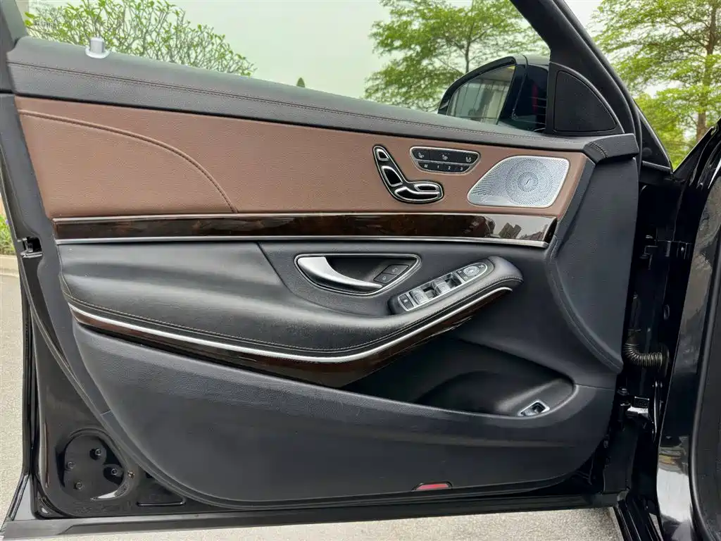 Mercedes-Benz Maybach S-Class 2018 S 560 4MATIC фото 16