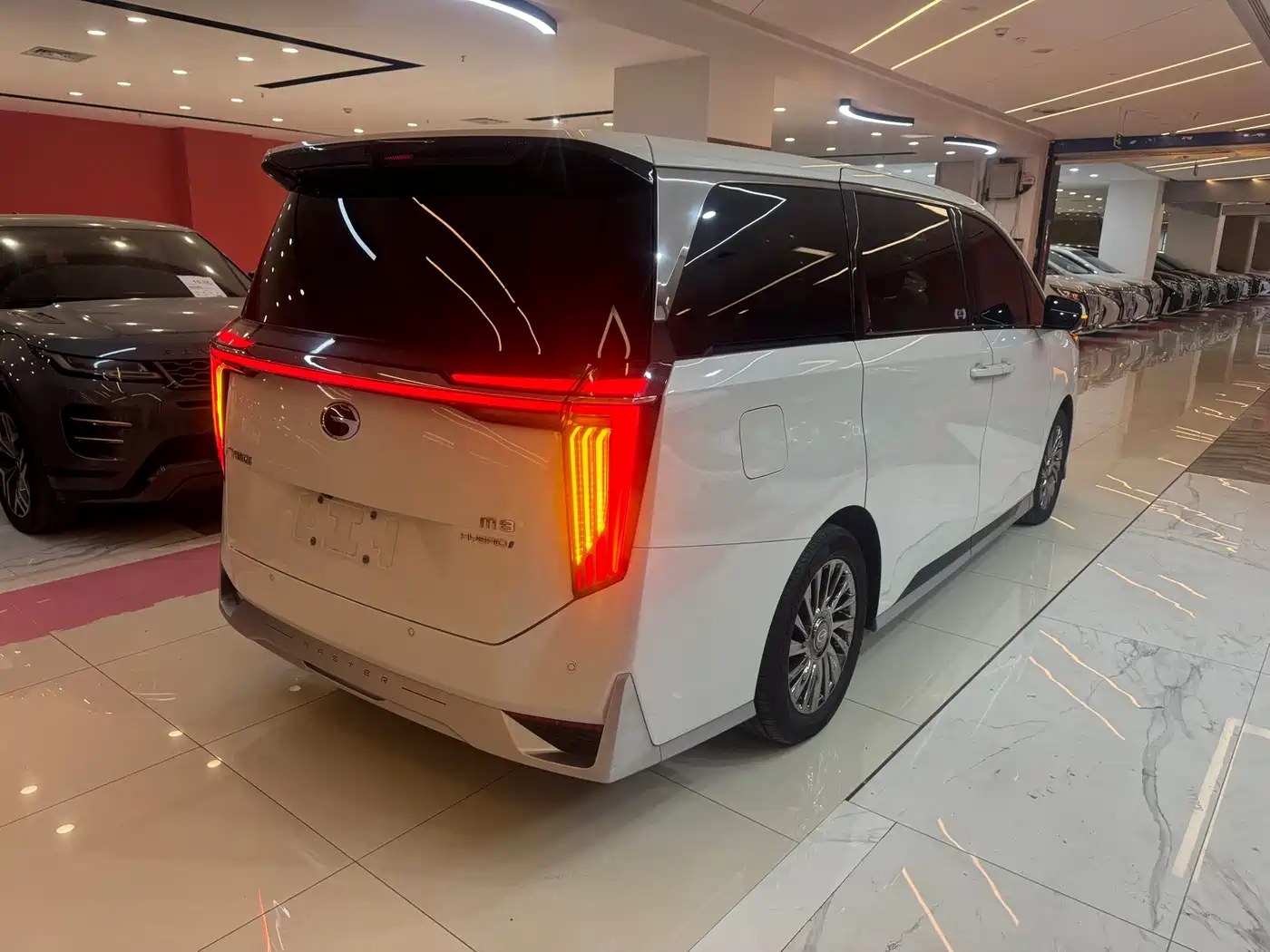 GAC Trumpchi Trumpchi M8 2024 Patriarch Series 400T Ultimate Edition фото 16