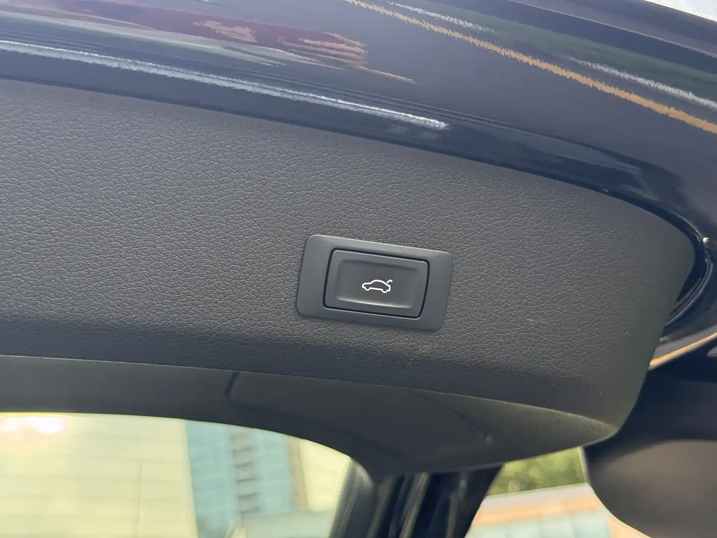 Фото 29 - Audi Q7