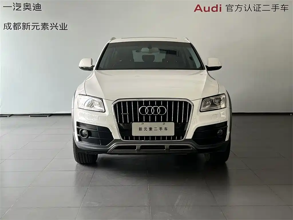 Audi Q5 2017 Plus 40 TFSI Technology фото 2