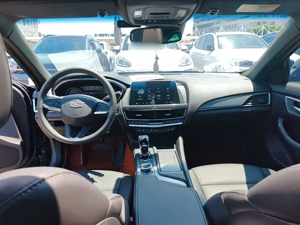 CADILLAC CT5