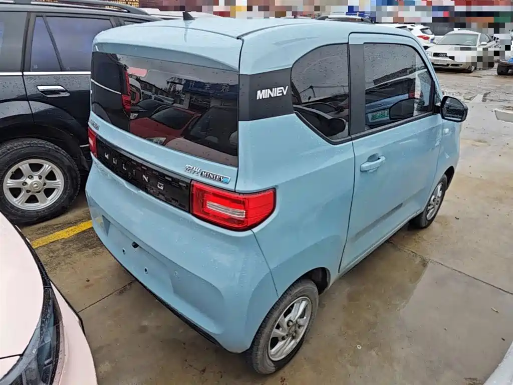 Фото 7 - Wuling Motors Hongguang MINIEV
