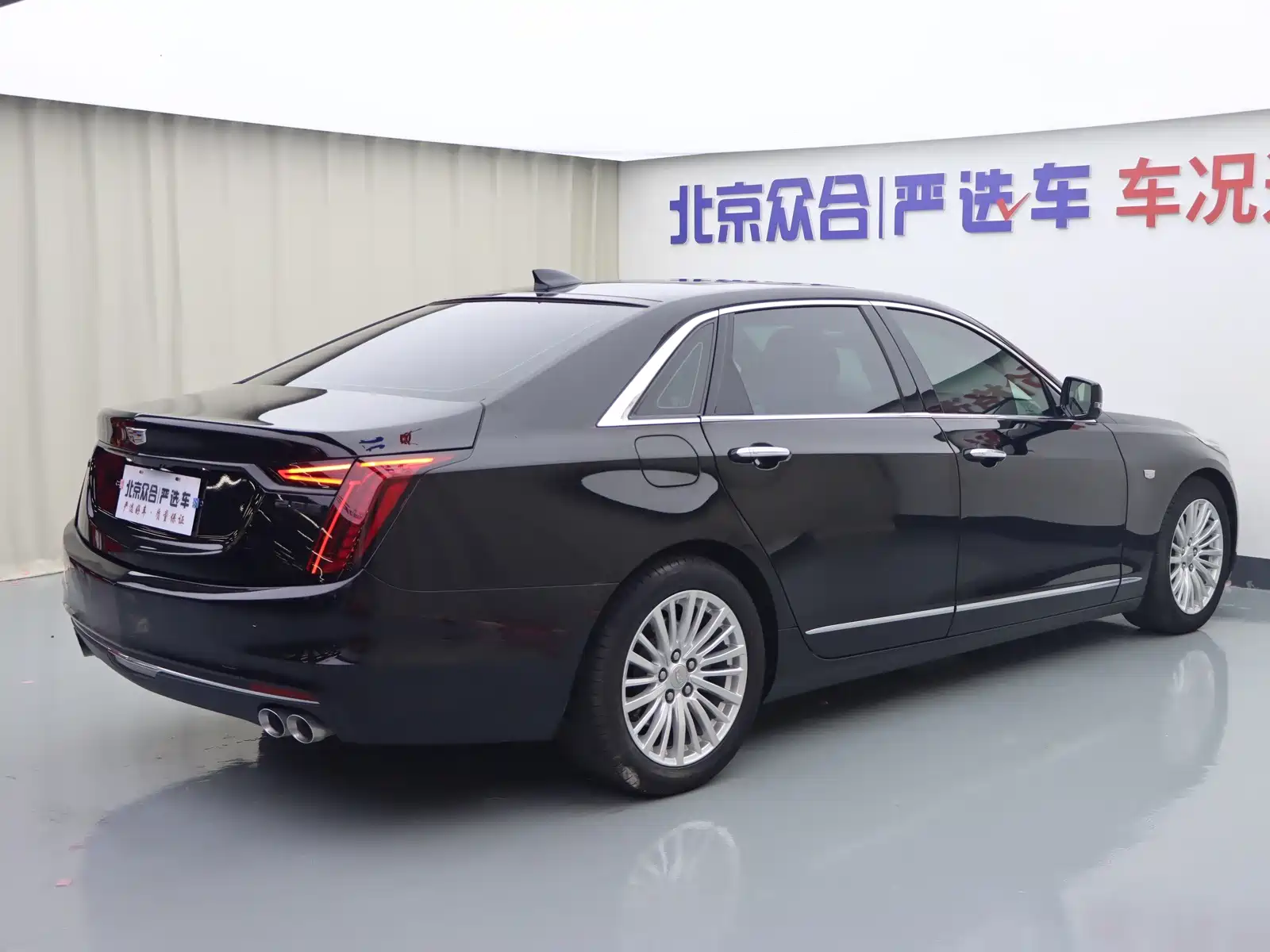 Фото 24 - Cadillac CT6