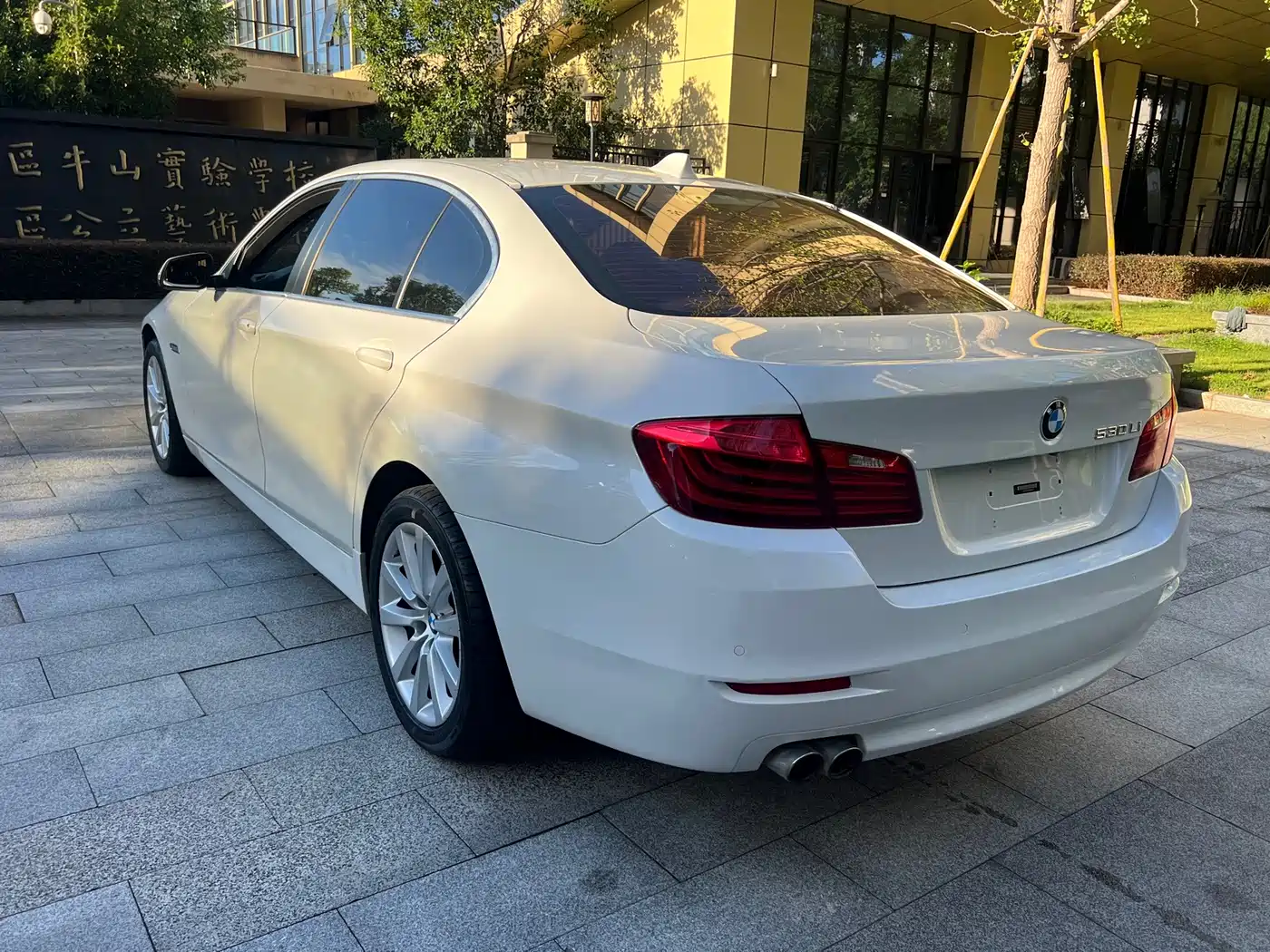 Фото 5 - BMW 5 Series