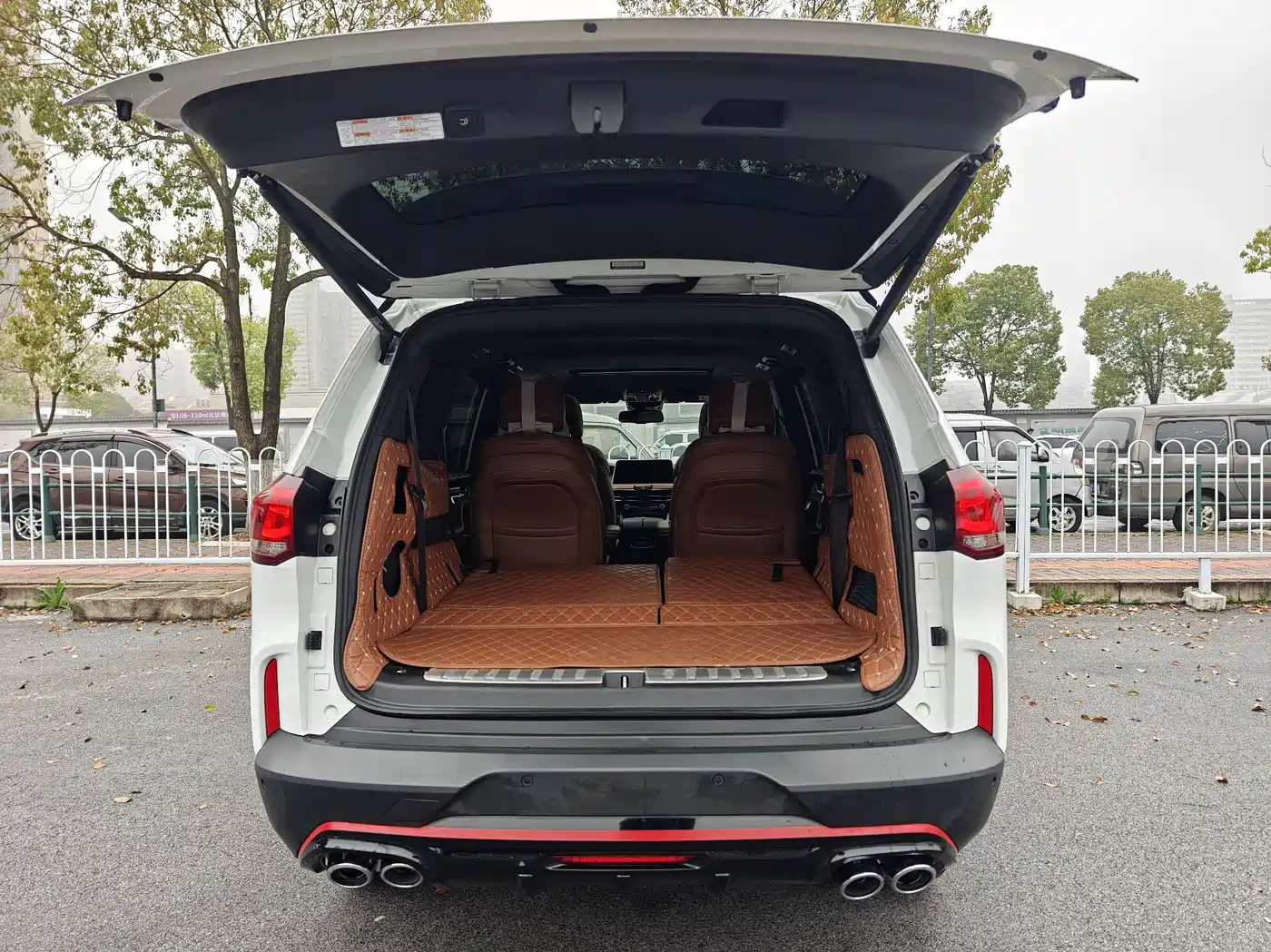 SAIC Maxus D90 Pro 2021 2.0T Diesel 4WD Lop Nur Edition 6-Seater фото 31