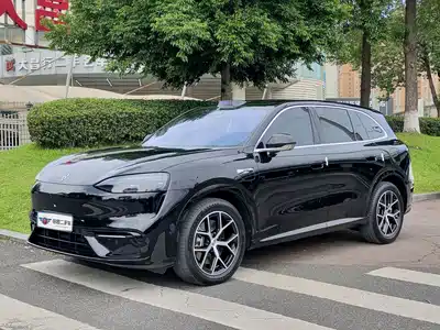 AITO M6