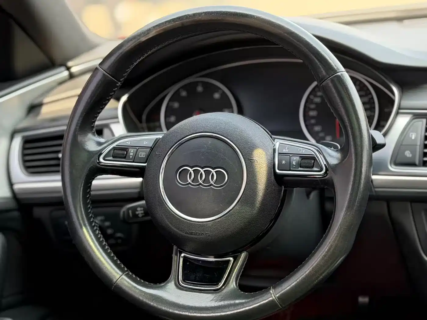 Audi A6L 2018 30th Anniversary 45 TFSI quattro Sport фото 9
