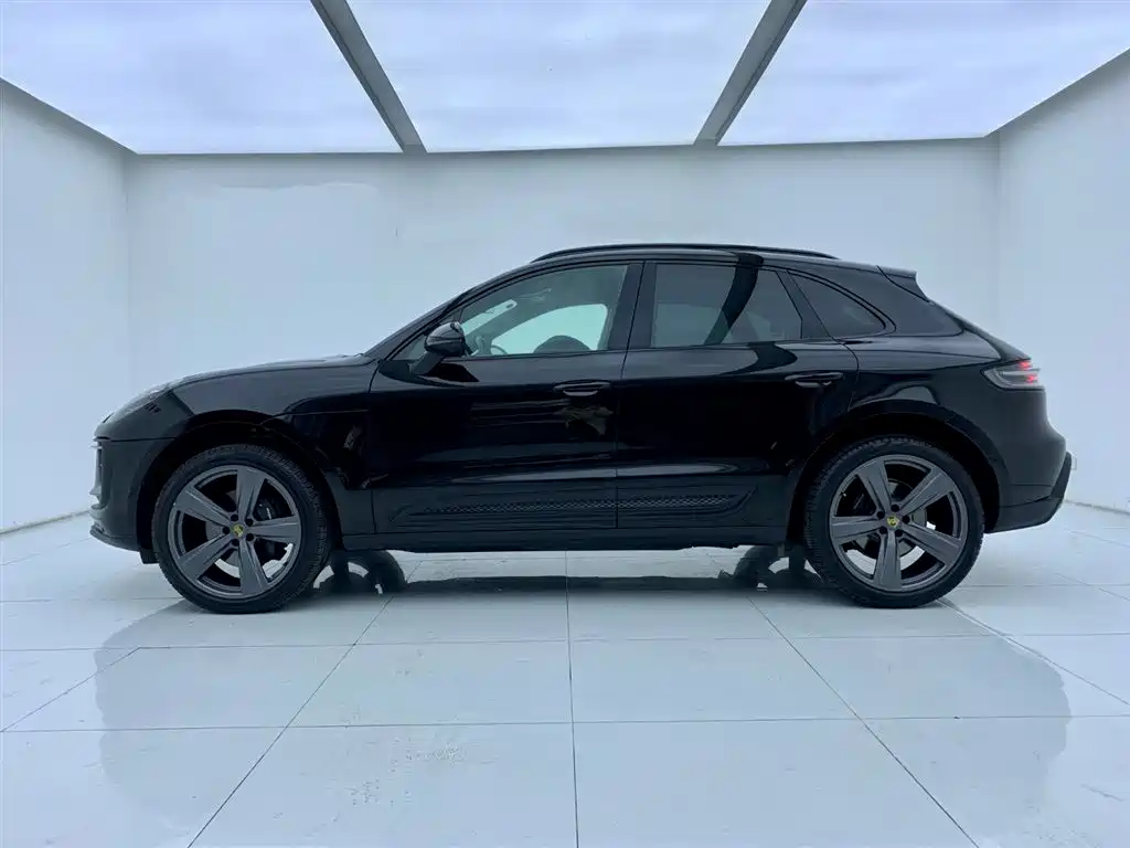 Porsche Macan 2024 Macan 2.0T фото 3