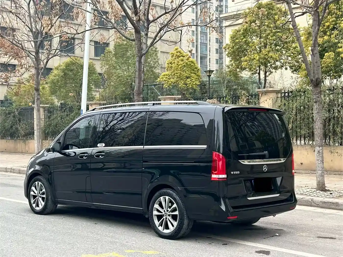 Фото 6 - Mercedes-Benz V-Class