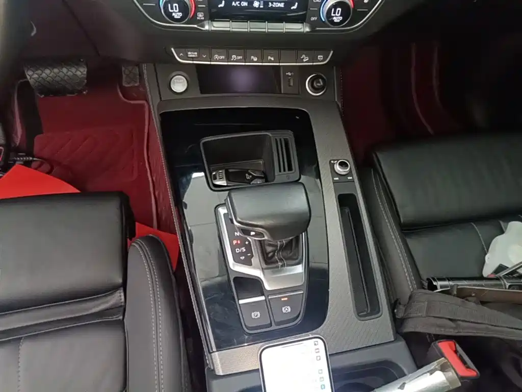 Audi Q5L 2022 40T Luxury Dynamic фото 14