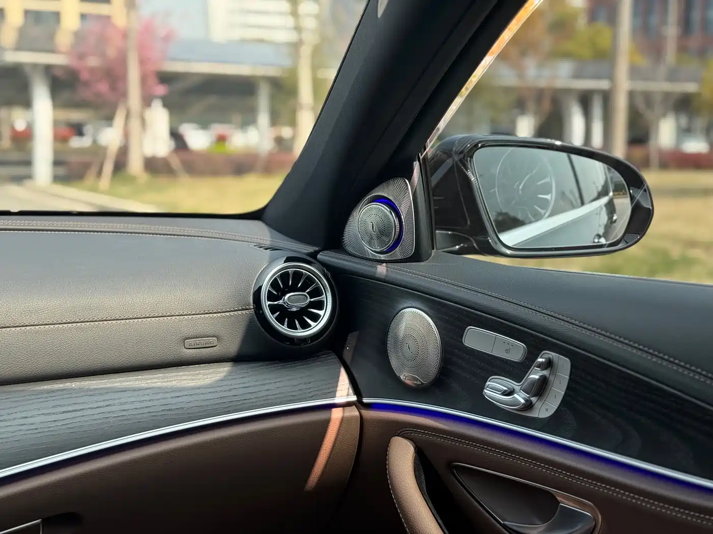 Mercedes-Benz E-Class 2023 Facelift E 300 L Sport Fashion фото 22