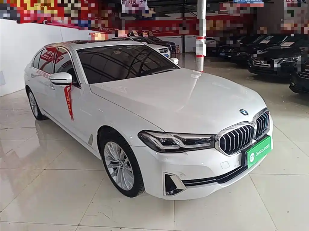 BMW 5 Series 2022 Model Second Facelift 525Li Luxury Package фото 4