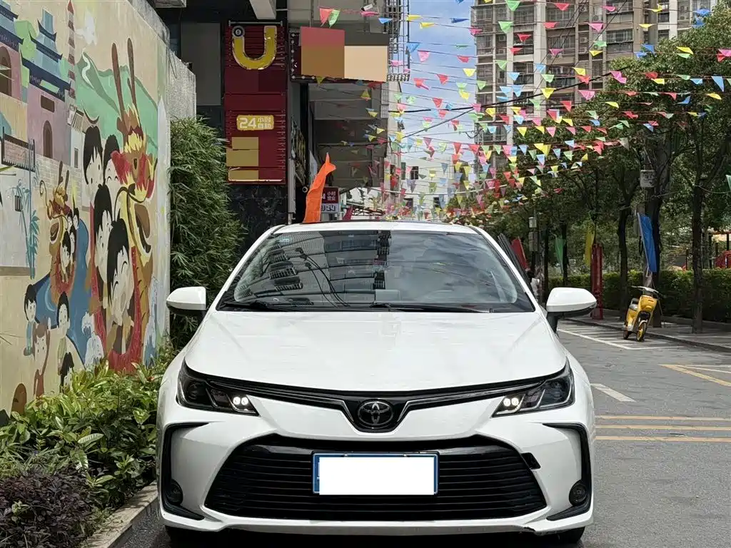 Toyota Corolla 2019 1.2T S-CVT GL-i Elite Edition фото 2