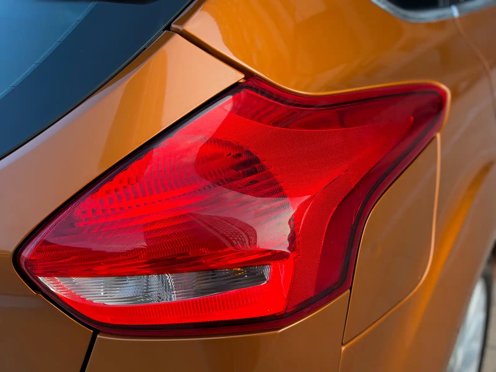 Фото 15 - Ford Focus
