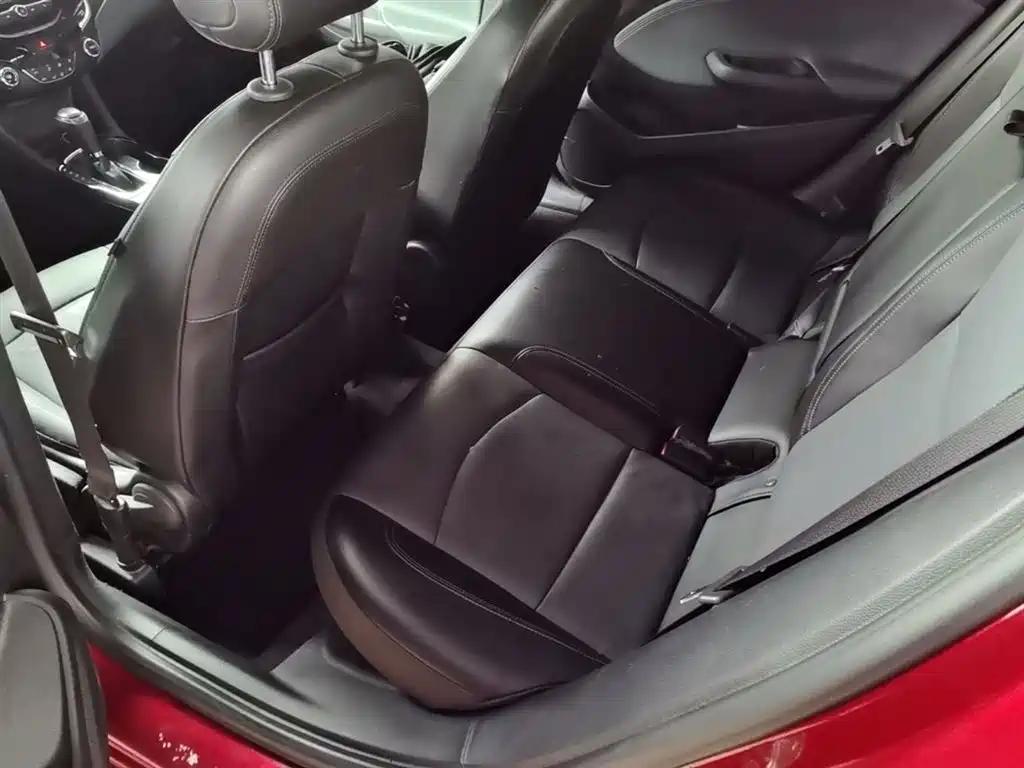 Chevrolet Cruze 2018 Facelift 320 Automatic Stylish Urban Edition фото 17