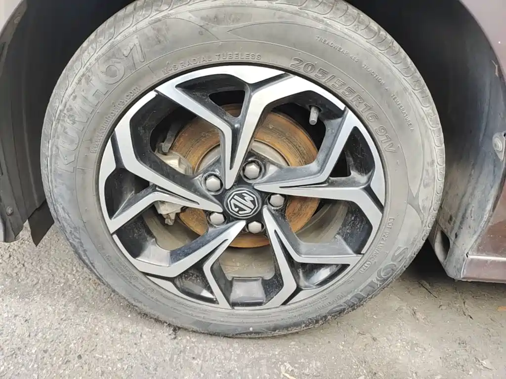 Фото 23 - MG MG5
