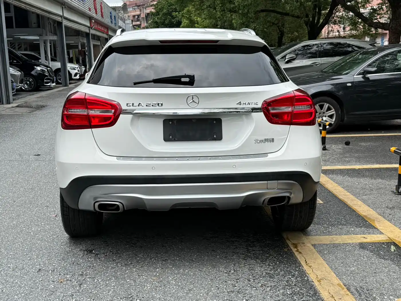 Mercedes-Benz GLA 2016 GLA 220 4MATIC Luxury фото 4