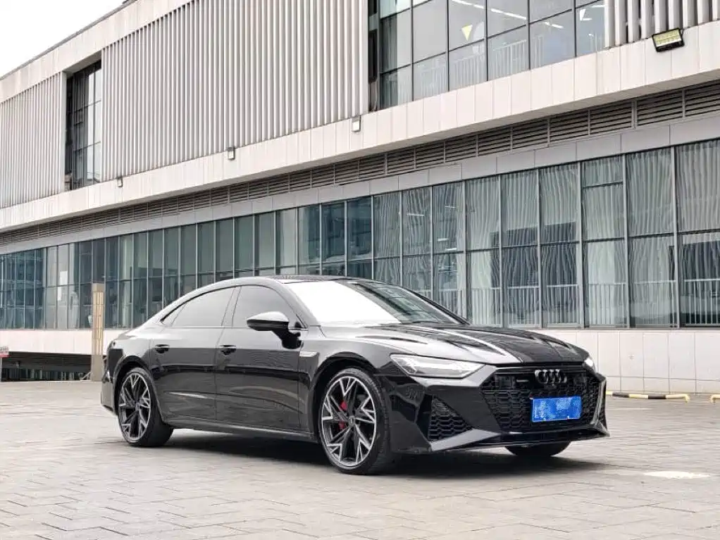 Audi A7L 2024 45 TFSI quattro S-line Black Warrior Edition фото 3
