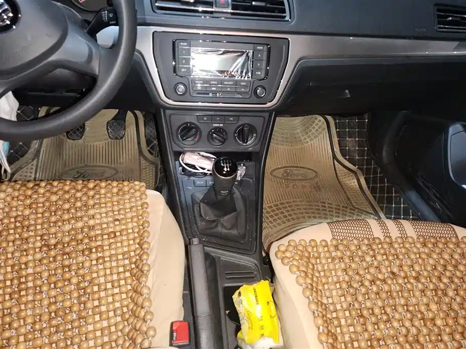 Volkswagen Lavida 2019 Lavida Start 1.5L Manual Trend (China VI) фото 15