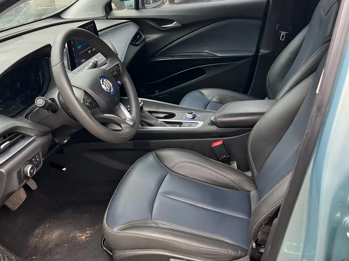 BUICK SLIGHTLY BLUE 6