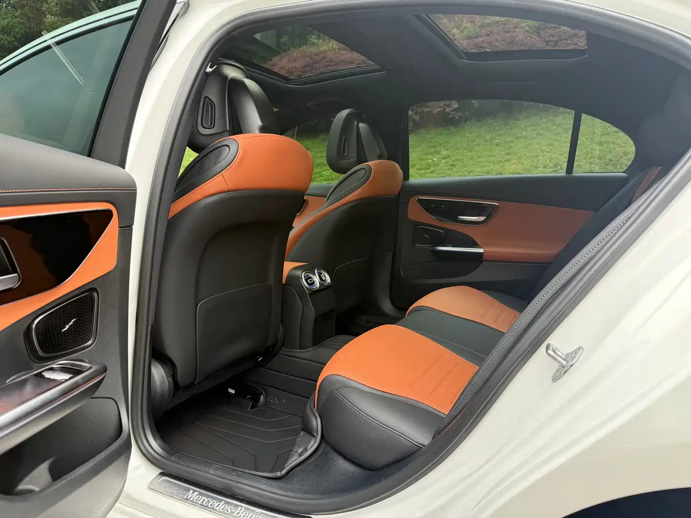 Mercedes-Benz C-Class 2023 Facelift C 260 L Sport Edition фото 6