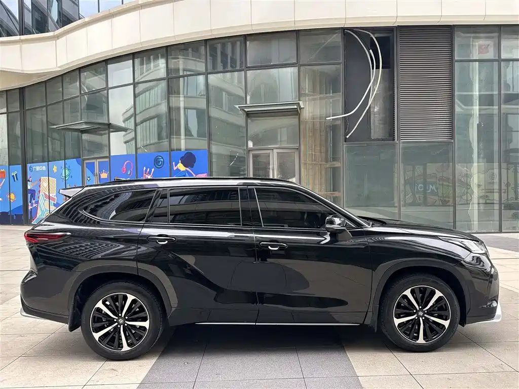 Toyota Crown Kluger 2022 2.0T 4WD Sporty Edition фото 32