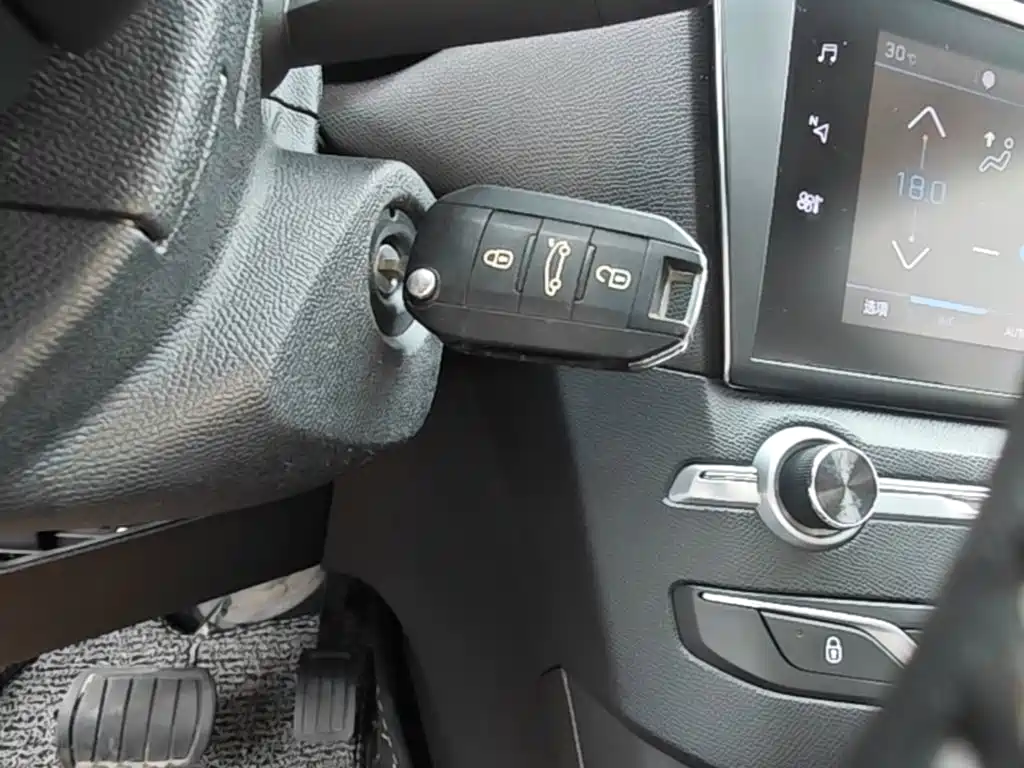 Photo 9 - Peugeot 408