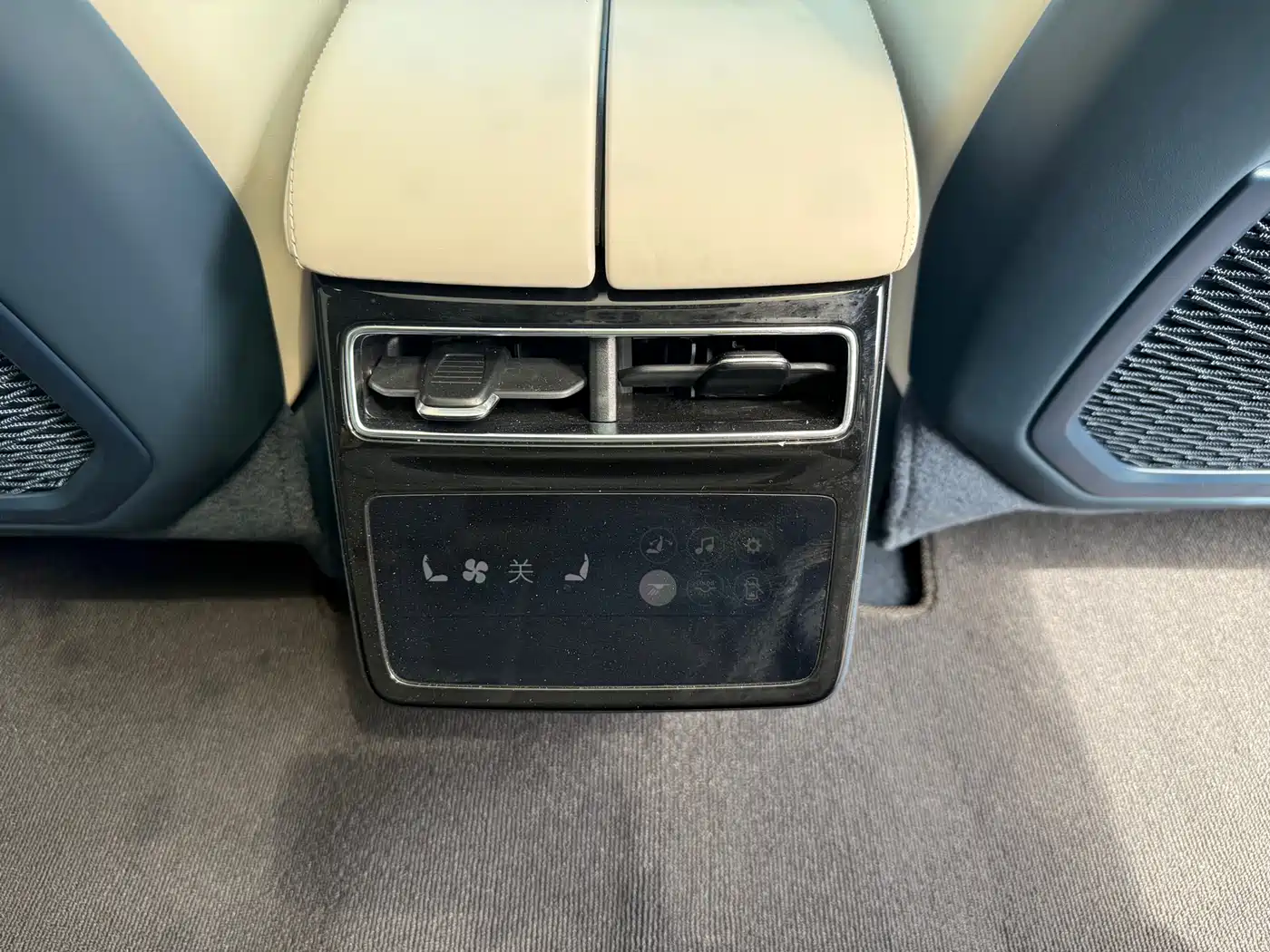 ZEEKR EXTREME KRYPTON 001