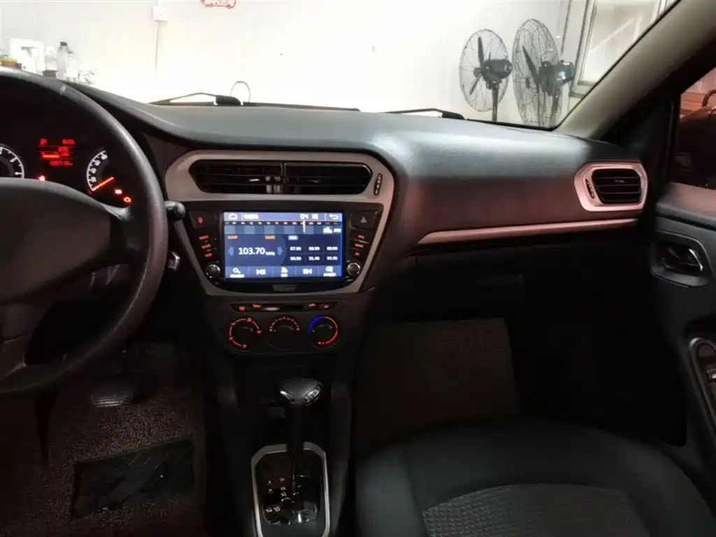 Peugeot 301 2016 1.6L Auto Comfort Edition фото 13