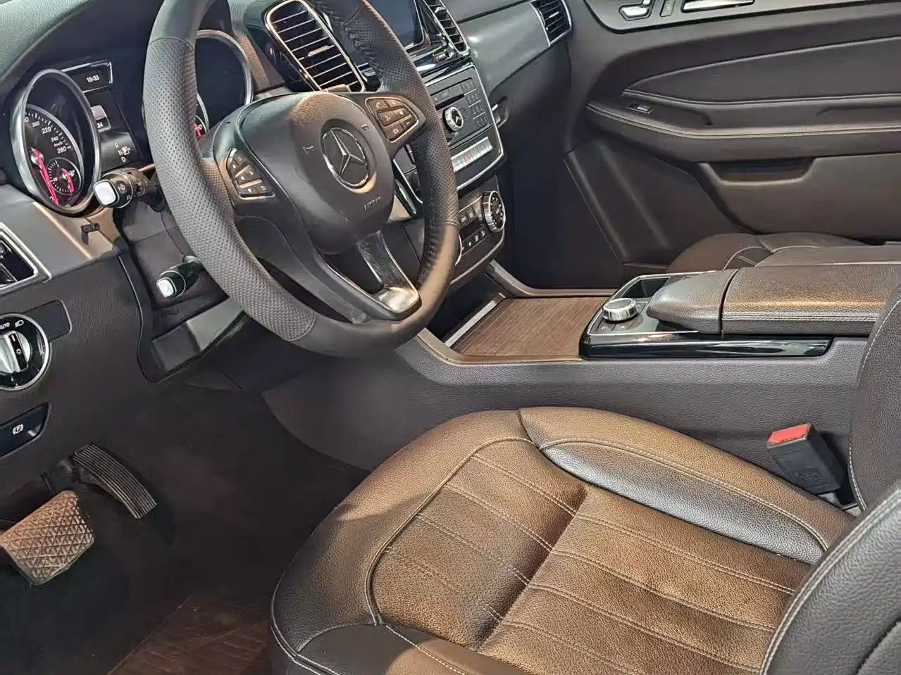 Mercedes-Benz GLE 2016 2015 GLE 320 4MATIC
