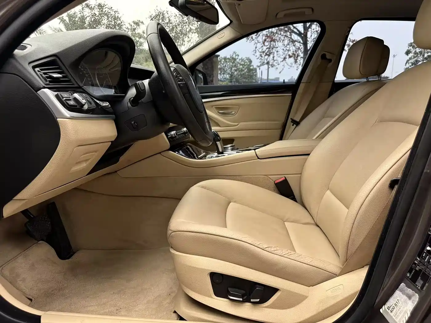 BMW 5 Series 2013 525Li Luxury фото 6