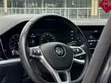 Фото 3 - Volkswagen Touareg