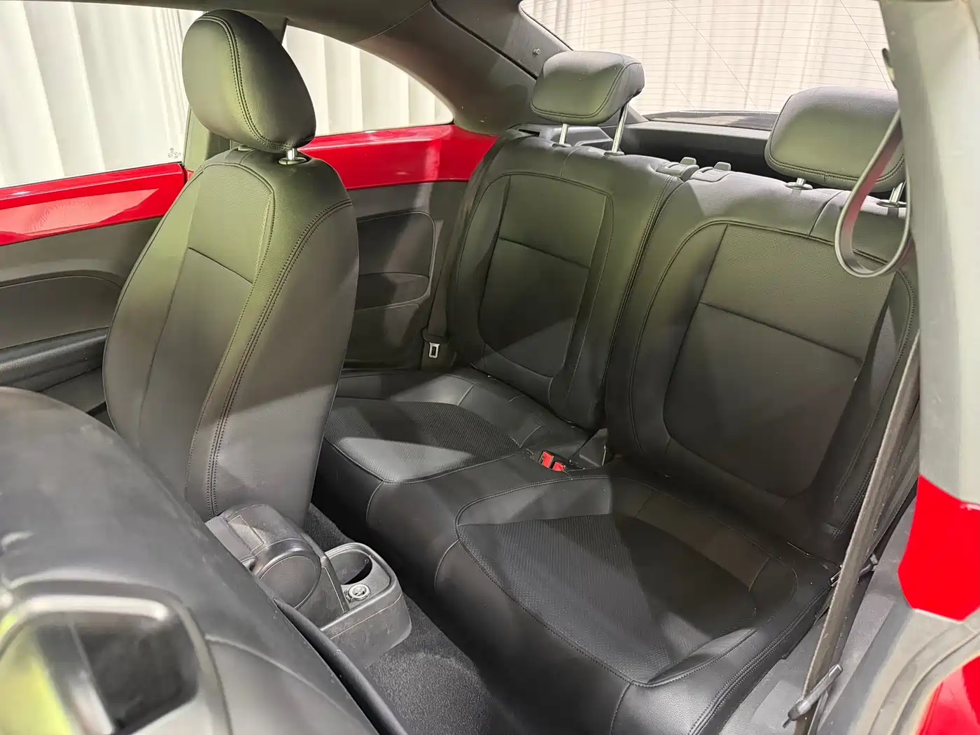 Volkswagen Beetle 2015 180TSI фото 5