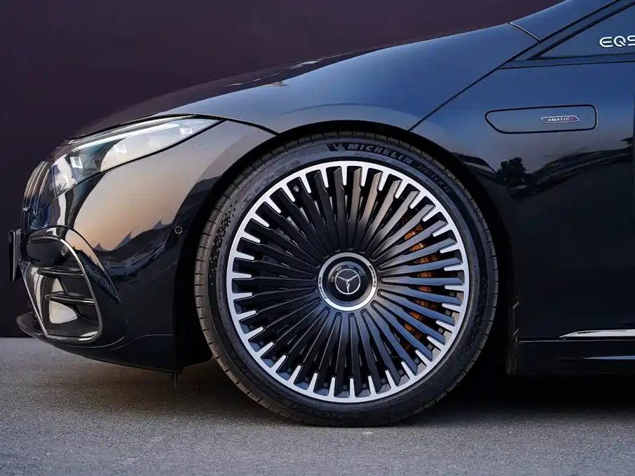 MERCEDES-BENZ EQS AMG